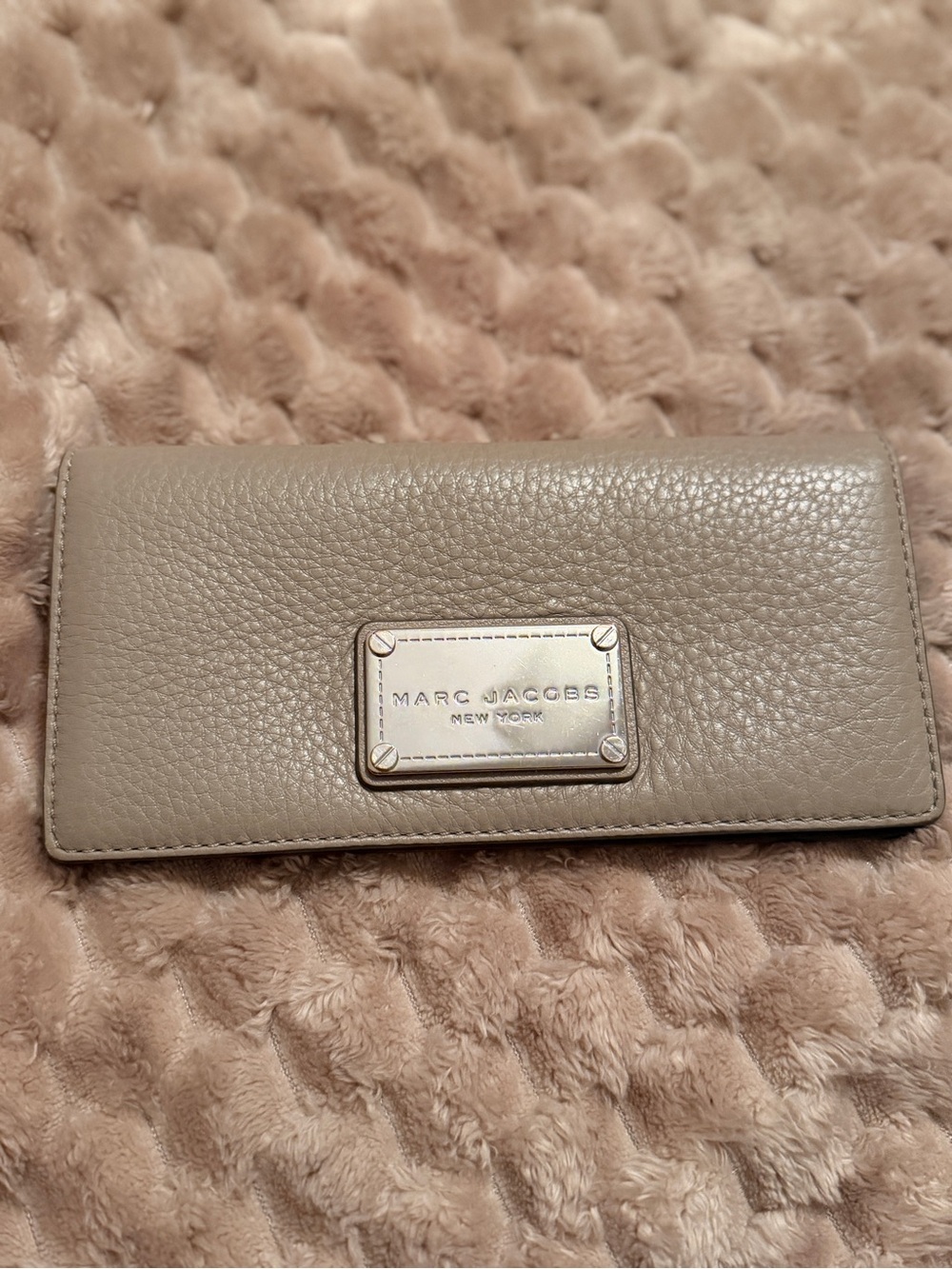 Marc Jacobs Taupe Pebbled Leather Continental Wallet with Logo Plaque
